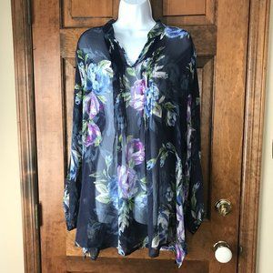 Susan Graver Navy w/Flowers Pullover Blouse w/Pintucked V-Neck 1X